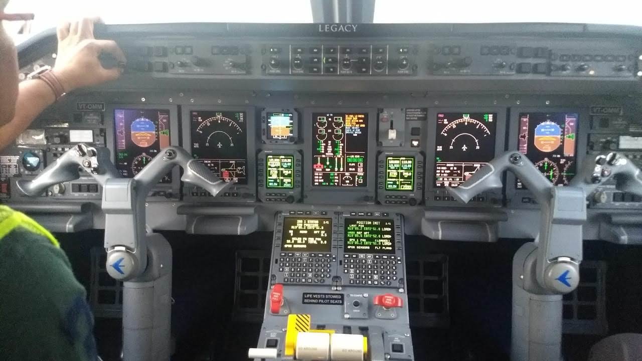 Avionics Image 6